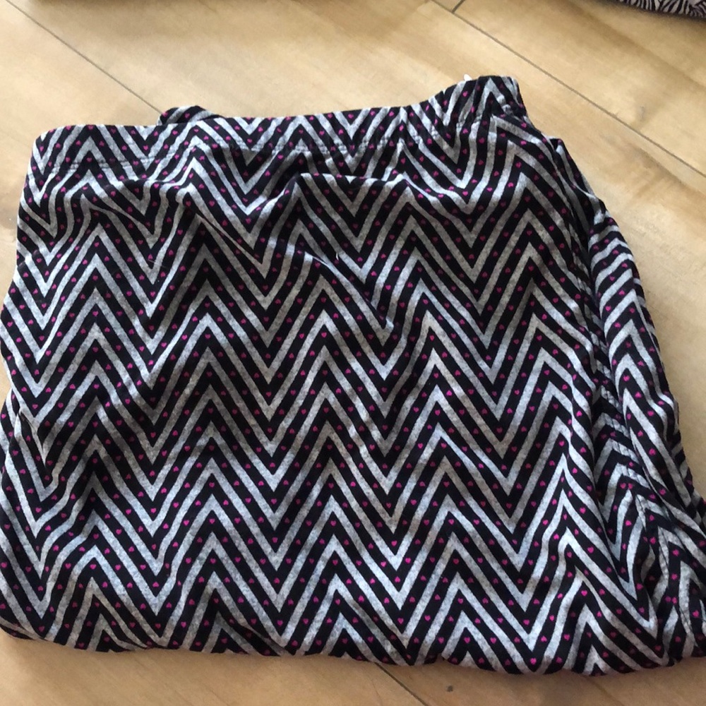 CHEVRON PATTERN LEGGINGS